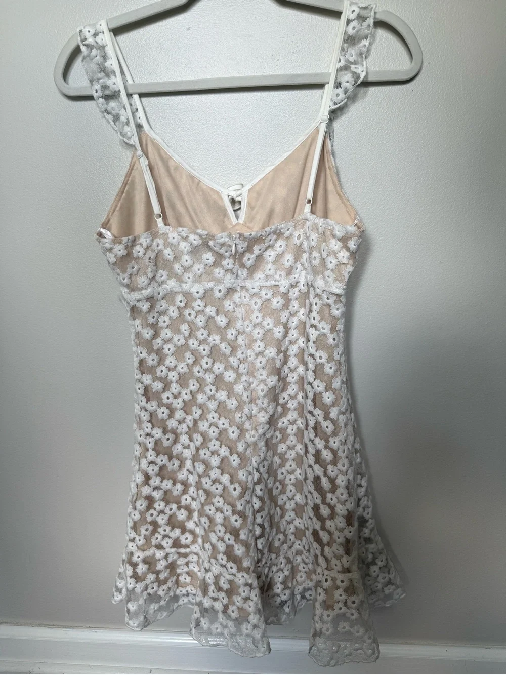 Lulus white nude embroidered mini dress ruffle S - Picture 8 of 10